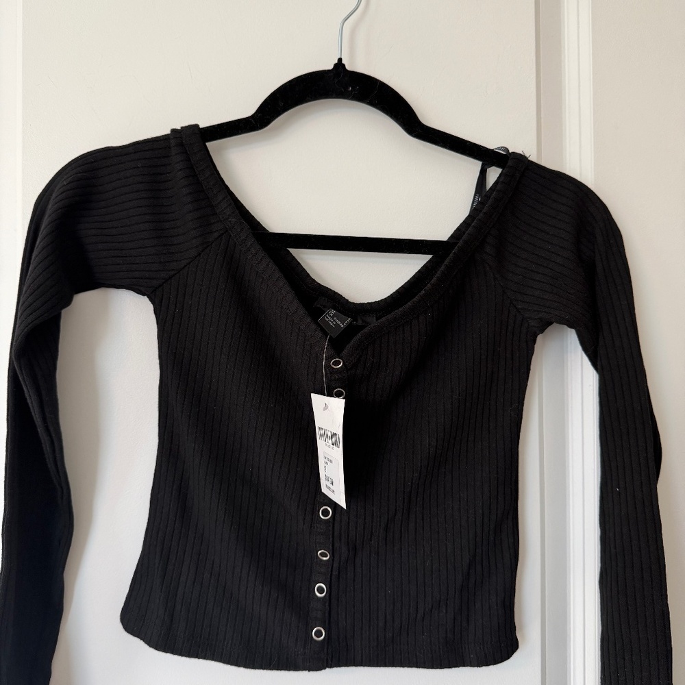 NWT Forever 21 black shirt